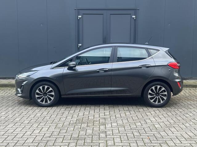 Ford FIESTA 1.0 EcoBoost Hybrid Titanium Automaat / Navigatie via Android Auto/Apple Carplay / Stoelverwarming / Parkeersensor Achter