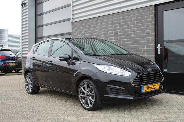 Ford FIESTA 1.0 Style / Airco / Cruise / 17" LMV / N.A.P.