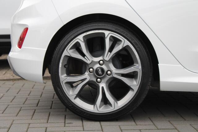 Ford FIESTA 1.0 EcoBoost ST-Line | 18 inch | Privacy Glass | Scherm met Carplay/Android Auto | Parkeersensoren