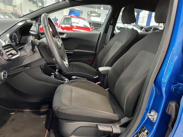 Ford FIESTA EcoBoost 95pk ST-Line | Winter pack | Cruise | 17"LMV | Clima | Apple carplay |