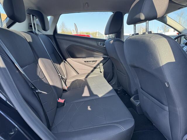 Ford FIESTA 1.0 Style 2e Eigenaar,Navi,Airco,Bluetooth,5 Deuren,NL Auto,Elek Ramen,N.A.P,Nieuwe APK Bij Aflevering