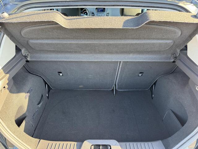 Ford FIESTA 1.0 Style 2e Eigenaar,Navi,Airco,Bluetooth,5 Deuren,NL Auto,Elek Ramen,N.A.P,Nieuwe APK Bij Aflevering