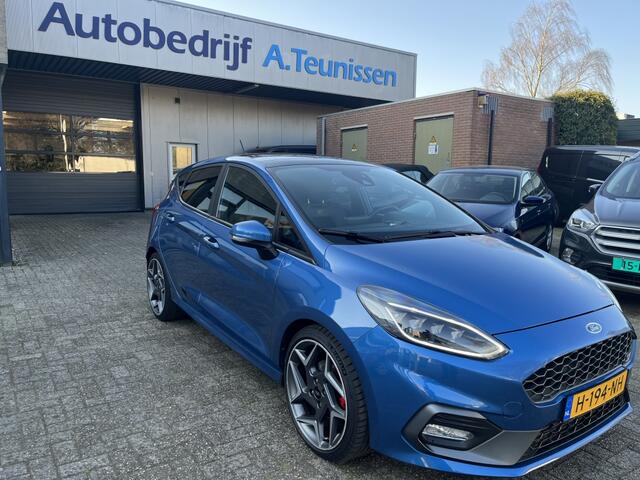 Ford FIESTA 1.5 EcoB. ST-3