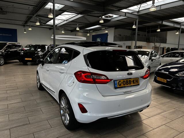 Ford FIESTA EcoBoost 100pk Vignale | Automaat | Pano | Nw. Gelverd | Winter pack |