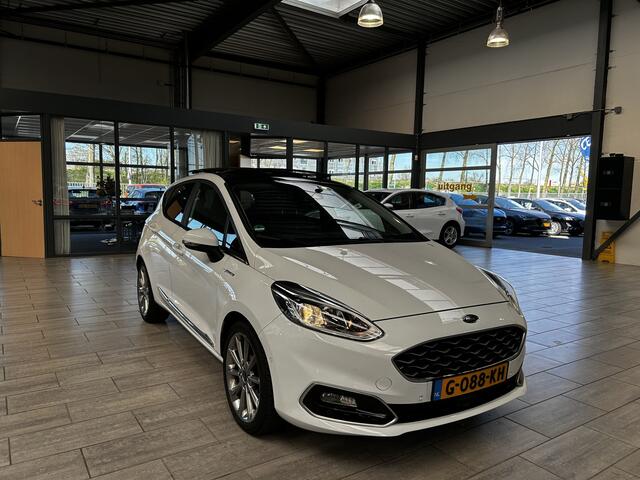 Ford FIESTA EcoBoost 100pk Vignale | Automaat | Pano | Nw. Gelverd | Winter pack |