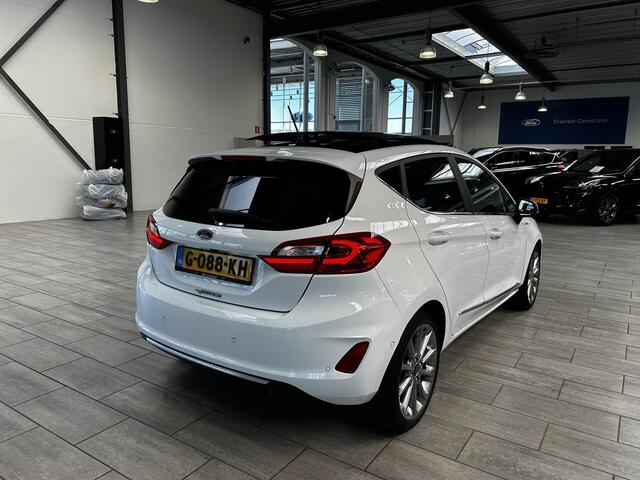 Ford FIESTA EcoBoost 100pk Vignale | Automaat | Pano | Nw. Gelverd | Winter pack |