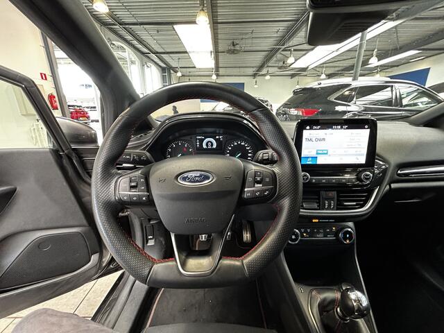 Ford FIESTA EcoBoost 95pk ST-Line | Cruise | Clima | 17" LMV | Apple carplay |
