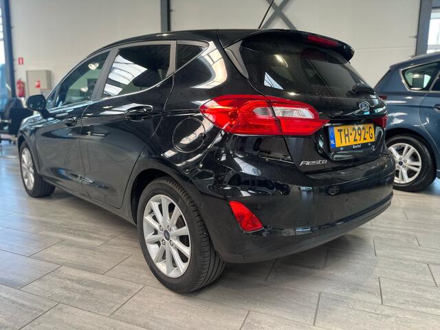 Ford FIESTA 100PK EcoBoost Titanium Climate I Camera I Adapt. Cruise I Parkeersensoren voor/achter