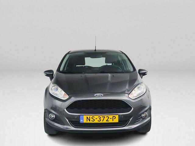 Ford FIESTA Style Ultimate | Park Pilot