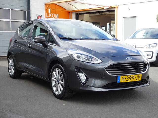 Ford FIESTA 1.0 EcoBoost Titanium Automatische airco, stoelverwarming, stuurwielverwarming, carplay, cruise controle, licht metalen velgen, parkeersensoren, enz.