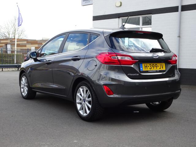 Ford FIESTA 1.0 EcoBoost Titanium Automatische airco, stoelverwarming, stuurwielverwarming, carplay, cruise controle, licht metalen velgen, parkeersensoren, enz.