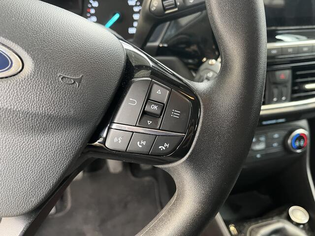 Ford FIESTA 1.1 Trend | Voorruitverw. | Navi | Cruise | Parkeersens. | Apple Carplay | 4 seiz. banden