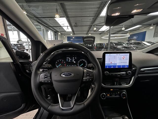 Ford FIESTA EcoBoost Hybrid 125 pk Titanium | LED | Navi | Clima | Cruise | Apple Carplay | 4 seiz. banden