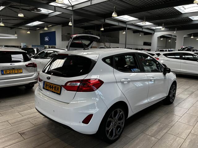 Ford FIESTA EcoBoost 95PK Connected | All sesaonbanden I DAB I Cruise I Airco I Apple carplay/Andr. Auto | 17"LMV |