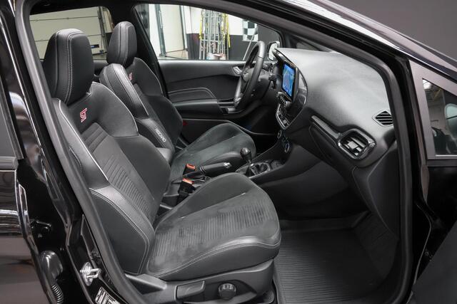Ford FIESTA ST-3 1.5 200pk |Milltek dual outlet|Maxton|panoramadak|B&O|Apple Carplay|LED|cruise control|DAB|winterpack|18"|
