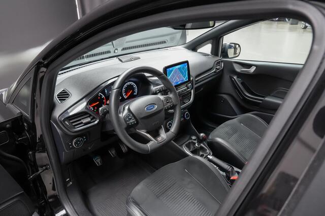 Ford FIESTA ST-3 1.5 200pk |Milltek dual outlet|Maxton|panoramadak|B&O|Apple Carplay|LED|cruise control|DAB|winterpack|18"|