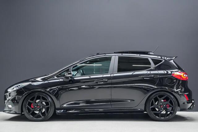 Ford FIESTA ST-3 1.5 200pk |Milltek dual outlet|Maxton|panoramadak|B&O|Apple Carplay|LED|cruise control|DAB|winterpack|18"|