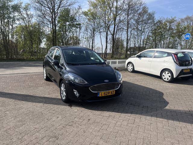 Ford FIESTA 1.0 EcoBoost Hybrid Titanium CLIMA PDC CARPLAY NAVI