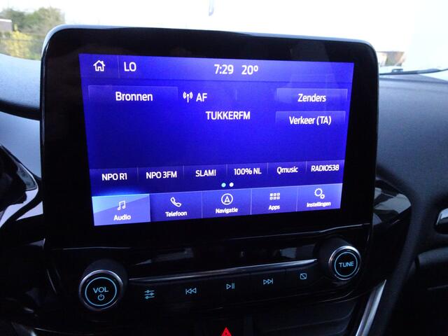 Ford FIESTA 1.0 EcoBoost Titanium Automatische airco, navigatie, cruise controle, parkeersensoren, licht metalen velgen, enz.
