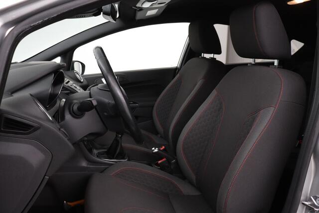 Ford FIESTA 1.0 EcoBoost ST Line | Navigatie | Climate control | Parkeerhulp | Cruise control | Verwarmde voorruit | Bluetooth