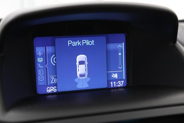 Ford FIESTA 1.0 EcoBoost ST Line | Navigatie | Climate control | Parkeerhulp | Cruise control | Verwarmde voorruit | Bluetooth