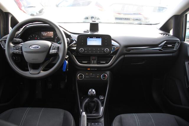 Ford FIESTA 1.1 Trend | Airco | Parkeersensoren | Velgen |