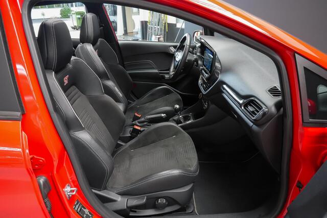 Ford FIESTA ST-3 1.5 220pk PERFORMANCE PACK |launch control|slip diff|panoramadak|B&O|Apple Carplay|stage 1|parkeercamera en sensoren|blind spot|LED-koplampen|18"|