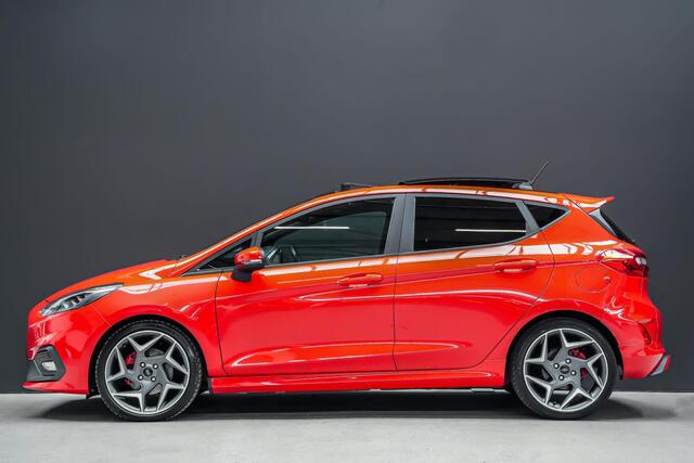 Ford FIESTA ST-3 1.5 220pk PERFORMANCE PACK |launch control|slip diff|panoramadak|B&O|Apple Carplay|stage 1|parkeercamera en sensoren|blind spot|LED-koplampen|18"|