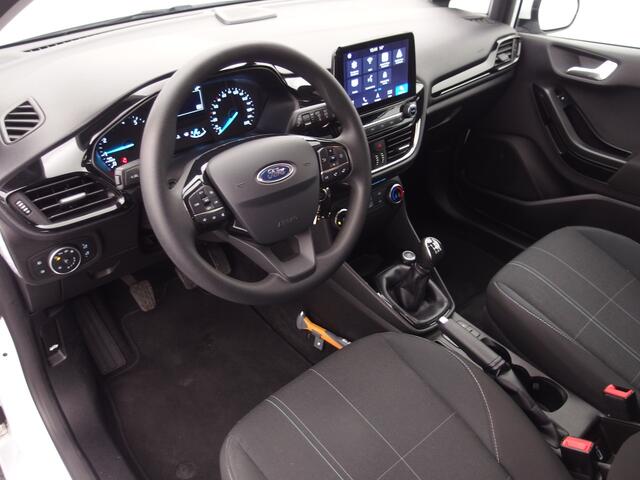 Ford FIESTA 1.1 Trend NAVI / AIRCO / CARPLAY / BLUETOOTH / CRUISE / PDC / NL-AUTO