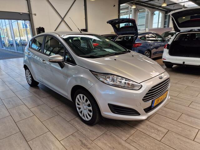 Ford FIESTA 1.0 Duratec 80 pk Style | Navi | Cruise | Bluetooth | Dealer onderhouden | LED dagrijverl.