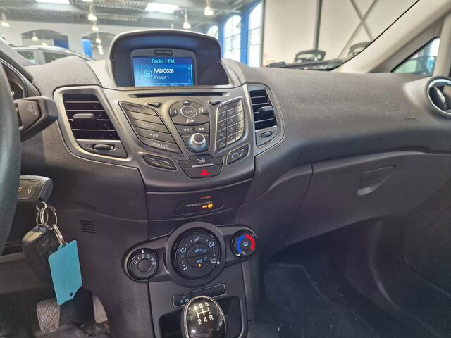 Ford FIESTA 1.0 Duratec 80 pk Style | Navi | Cruise | Bluetooth | Dealer onderhouden | LED dagrijverl.