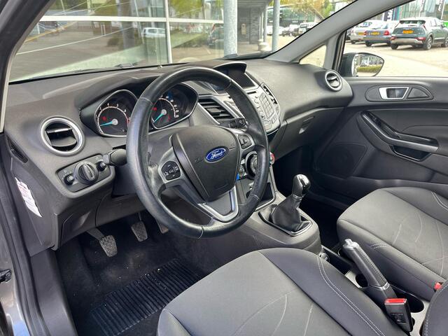 Ford FIESTA 1.0 Style Ultimate Airco Cr.Control Navigatie+BT Parkeersensoren 15"LMV