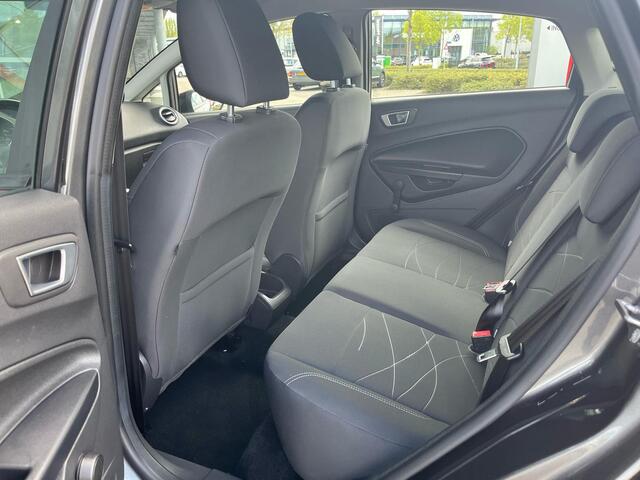 Ford FIESTA 1.0 Style Ultimate Airco Cr.Control Navigatie+BT Parkeersensoren 15"LMV