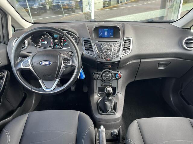 Ford FIESTA 1.0 Style Ultimate Airco Cr.Control Navigatie+BT Parkeersensoren 15"LMV