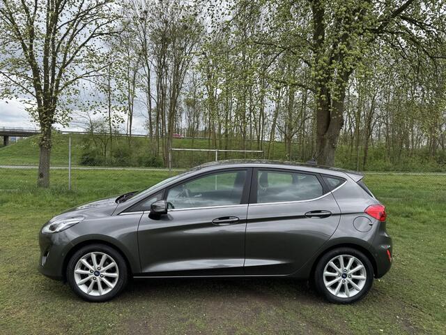 Ford FIESTA 1.0 EB 100PK Titanium | ADAP. CRUISE | DEALER OND. | WINTERPACK | TREKHAAK |