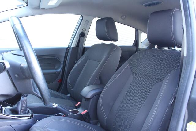 Ford FIESTA 1.0 EcoBoost Titanium 1eEIG NAVI BT STOELVW PDC '16
