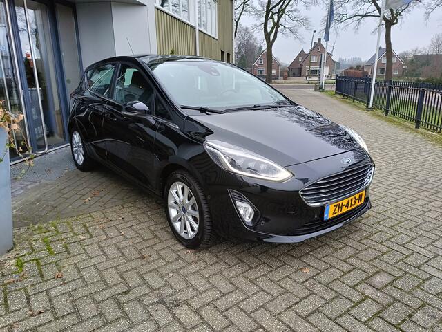 Ford FIESTA 1.0 EcoBoost Titanium | Automaat | Achteruitrij camera | Cruise Control | Trekhaak |