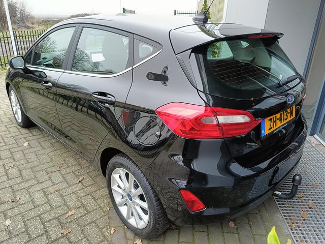 Ford FIESTA 1.0 EcoBoost Titanium | Automaat | Achteruitrij camera | Cruise Control | Trekhaak |