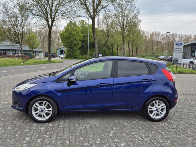 Ford FIESTA 1.0 EcoBoost Titanium CrC Voorruit- en stoelverwarming Trekhaak NW Distributietriem