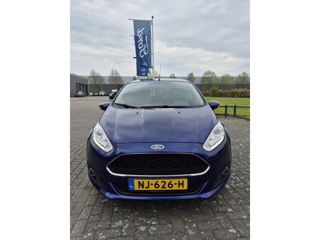 Ford FIESTA 1.0 EcoBoost Titanium CrC Voorruit- en stoelverwarming Trekhaak NW Distributietriem