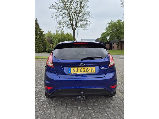 Ford FIESTA 1.0 EcoBoost Titanium CrC Voorruit- en stoelverwarming Trekhaak NW Distributietriem