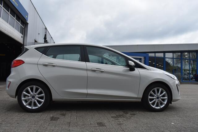 Ford FIESTA 1.0 EcoB. Titanium Navi, voorruitverw.keyless