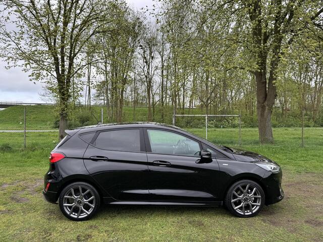 Ford FIESTA 1.0 EB 100PK ST-Line | ADAP. CRUISE | WINTERPACK | CAMERA | CARPLAY NAVI |