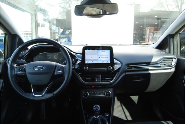 Ford FIESTA 1.0 EcoBoost Titanium 100PK | TREKHAAK | STOEL-STUUR VERWARMING | NAVI | CRUISE | CLIMATE