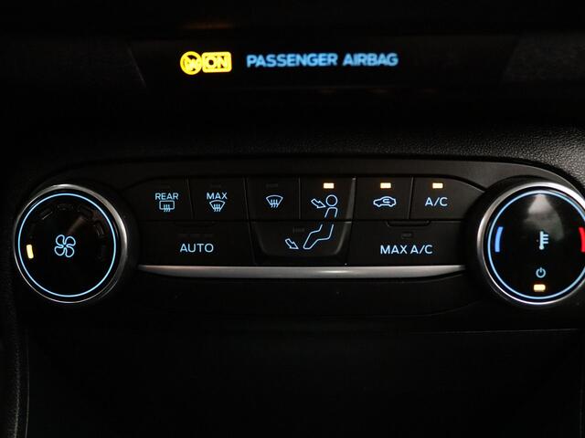 Ford FIESTA 1.0 EcoBoost Hybrid Titanium Cruise | Climate | Carplay | Parkeersens. achter