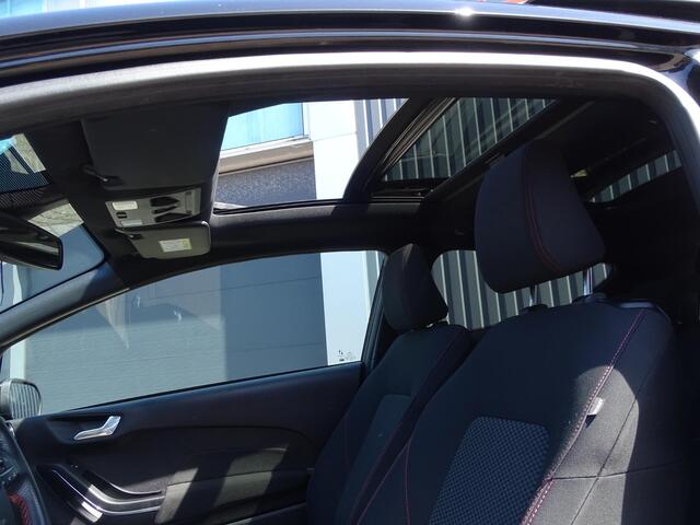 Ford FIESTA 1.0 EcoBoost Titanium ST-Line, 6-Bak, Panoramadak, Multimedia, Sport Interieur, Apple Carplay/ Android, Navigatie, Bedienbaar stuur, LM-Velgen, Airco/ECC, CruiseControl, Parkeersensoren