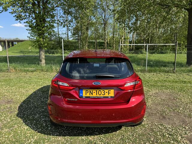 Ford FIESTA 1.0 EB 100PK Titanium | ADAP. CRUISE | DISTRIBUTIERIEM VERVANGEN | CAMERA | CLIMA |