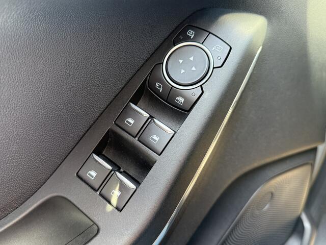 Ford FIESTA BWJ 2020 1.0 EcoBoost 94 PK Titanium APPLE CARPLAY / ANDROID AUTO / NAVI / CLIMA / CRUISE / LANE ASSIST / LMV / PDC