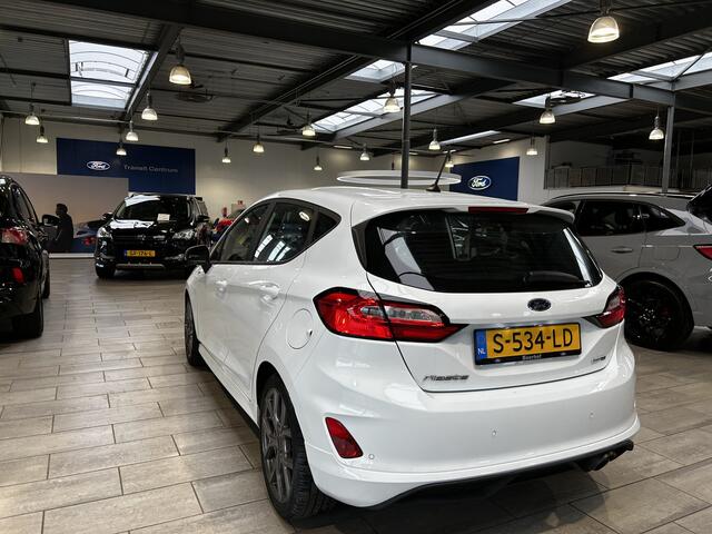 Ford FIESTA EcoBoost Hybrid 125pk ST-Line | All Season banden | Cruise | Apple carplay | Android auto | Parkeersens. achter |