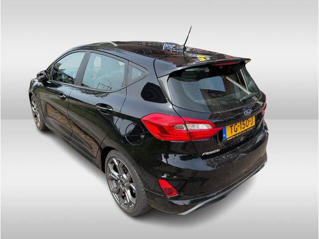 Ford FIESTA 1.0 EcoBoost ST-Line / Navigatie / Parkeerhulp achter / 17'' / LED Koplampen / DAB / Getint glas / Cruise Control
